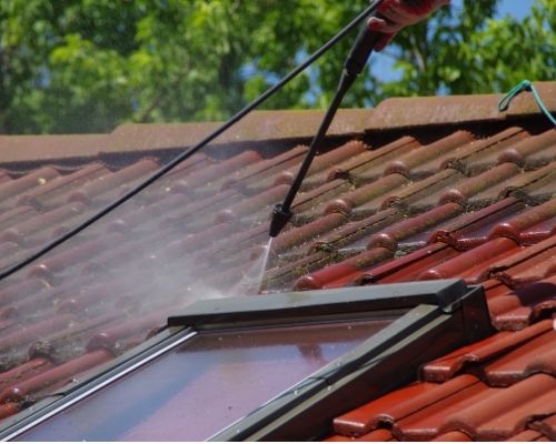 Tiled Roof Cleaning